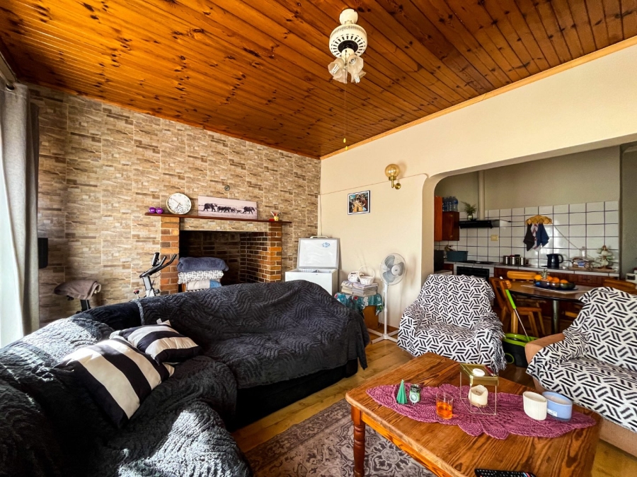 4 Bedroom Property for Sale in Bothasrus Eastern Cape
